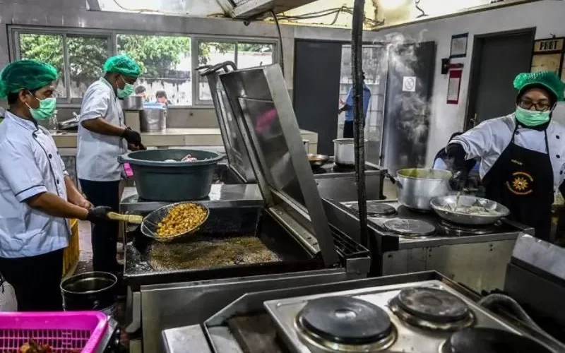 jadwal pembersihan dapur mbg