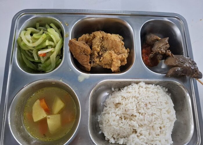 spesifikasi ompreng MBG standar