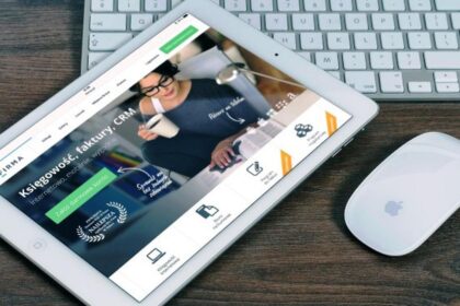 buat website company profile