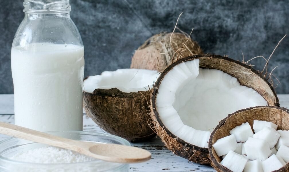 pembuatan santan kelapa