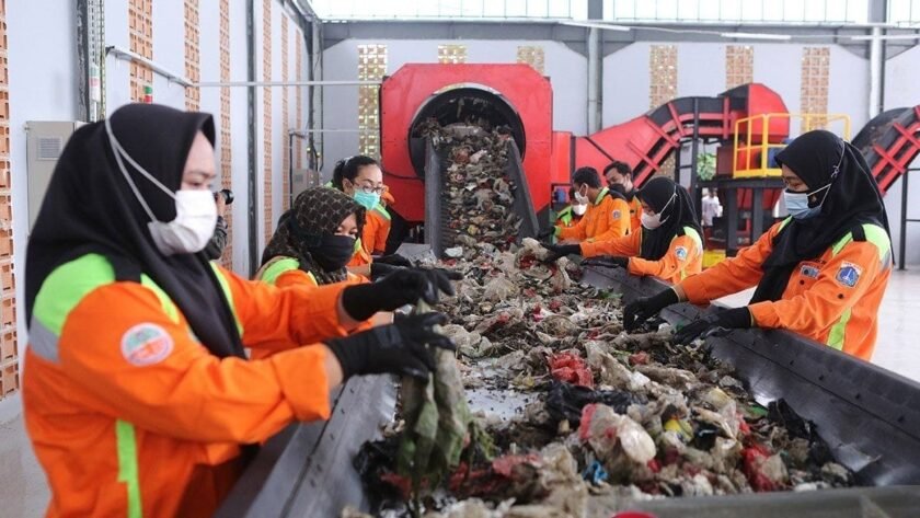 bagaimana TPS3R mengelola sampah harian