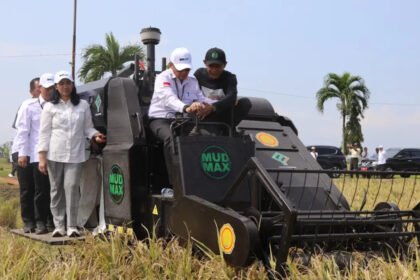 langkah adaptasi petani terhadap mekanisasi